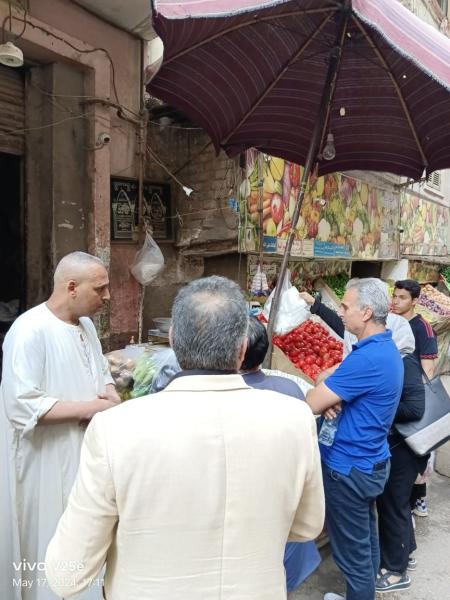 السجيني يقود حملات رقابية موسعة صباح اليوم الجمعة بشارعي فيصل والهرم وترسا بنطاق محافظة الجيزة