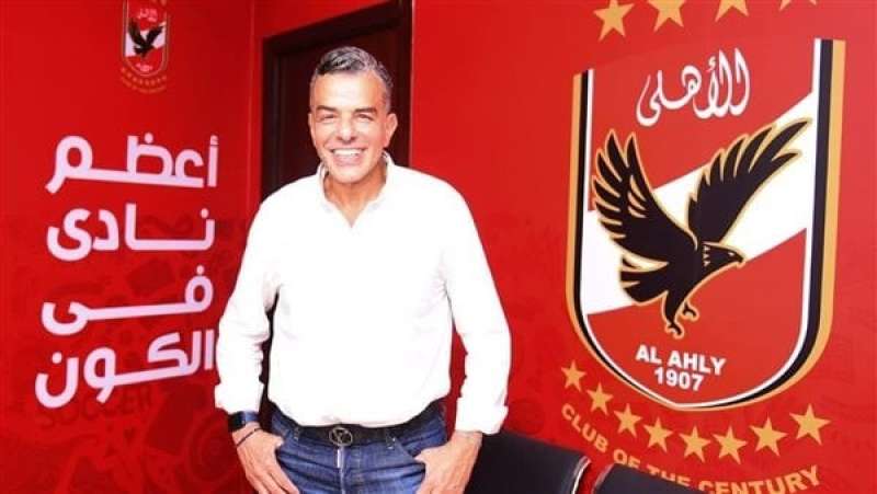 واحدة بواحدة.. خالد مرتجي يرفض مصافحة مريم مصطفى لاعبة نادي الزمالك